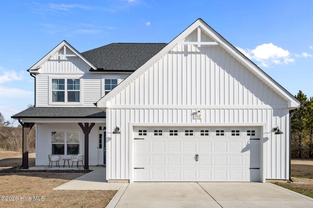 Photo of 512 Harvest Meadow Crossing, Jacksonville, NC 28546 (MLS # 100554562)