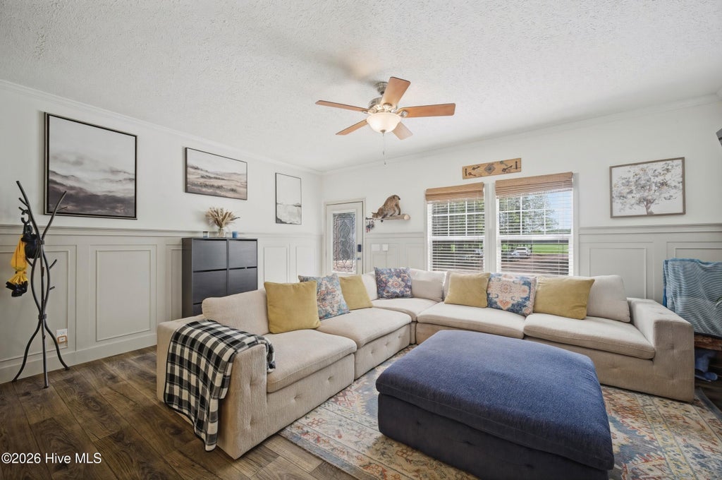 Photo of 1285 School House Road, Elizabeth City, NC 27909 (MLS # 100586774)