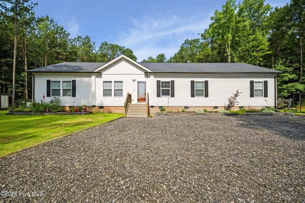 Photo of 1285 School House Road, Elizabeth City, NC 27909 (MLS # 100586774)