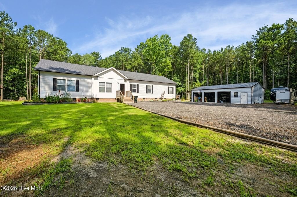 Photo of 1285 School House Road, Elizabeth City, NC 27909 (MLS # 100586774)