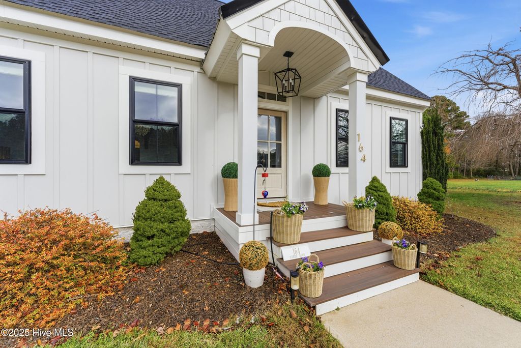 Photo of 164 Wards Road, Knotts Island, NC 27950 (MLS # 100544061)