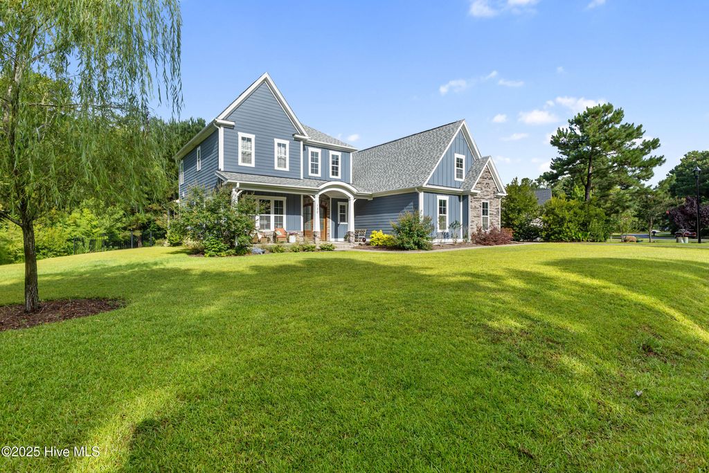 Photo of 130 Iris Way, Hampstead, NC 28443 (MLS # 100518593)