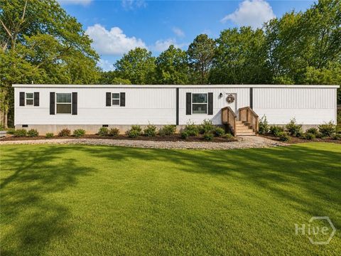 Homes For Sale - 136 Pine Street<br/> Danielsville, GA 30633