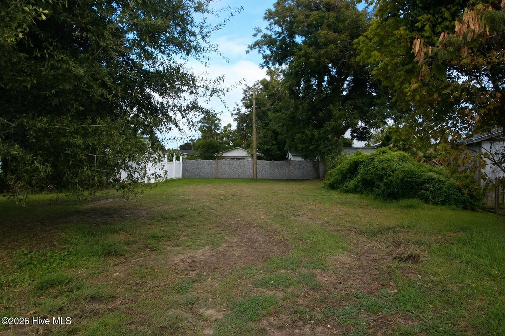 Photo of 204 N 14th Street, Morehead City, NC 28557 (MLS # 100599908)