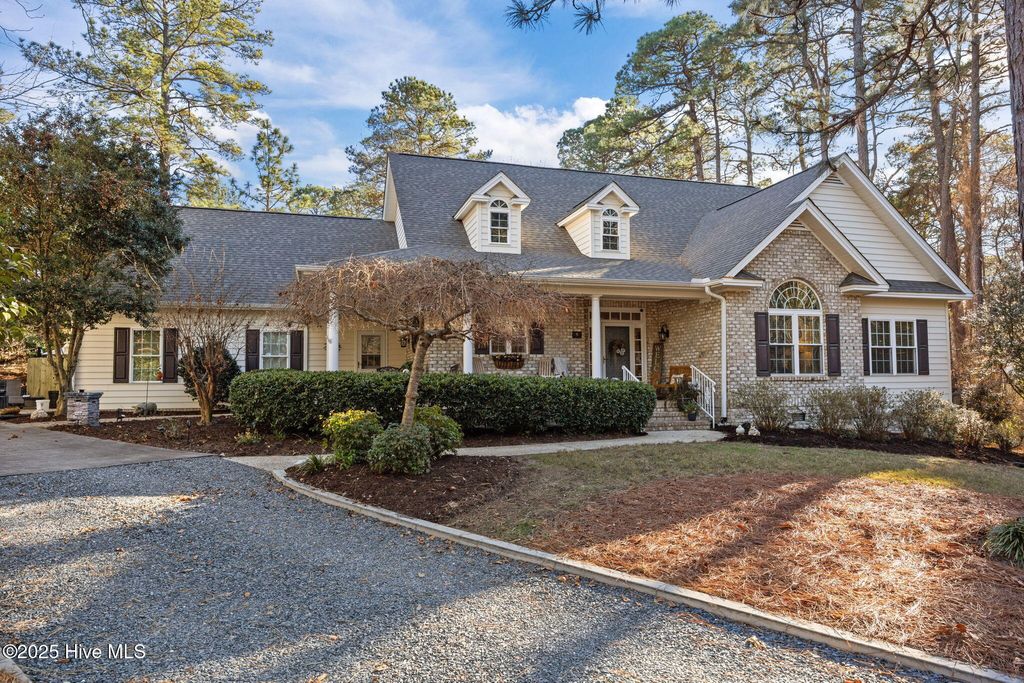 Photo of 5 Belmont Court, Pinehurst, NC 28374 (MLS # 100545263)