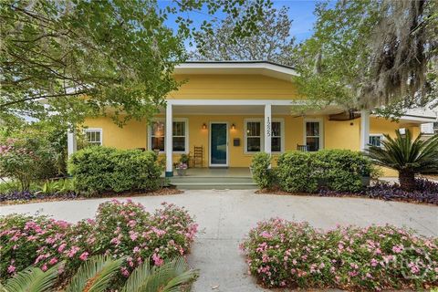 Photo of 1225 Washington Avenue, Savannah, GA 31404 (MLS # SA354430)