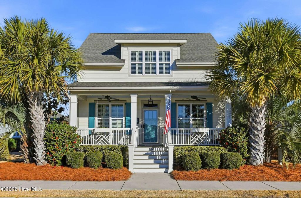 Photo of 406 Lord Thomas Avenue, Southport, NC 28461 (MLS # 100552752)