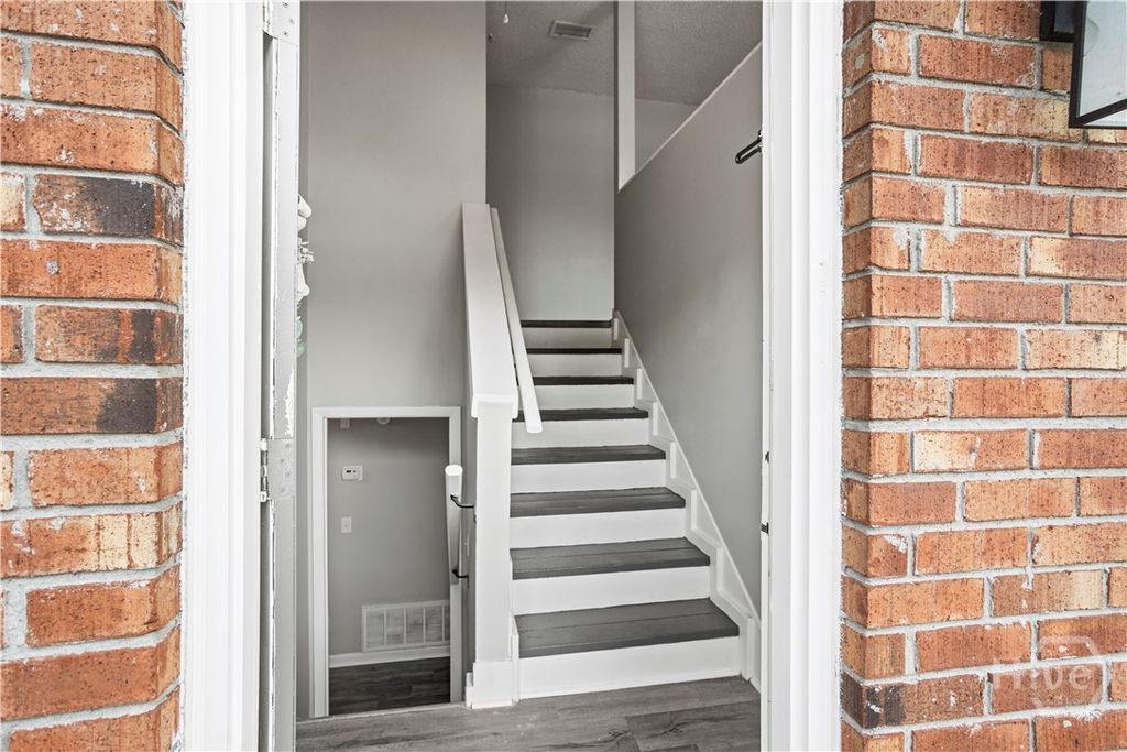 Photo of 1040 Live Oak Drive, Hinesville, GA 31313 (MLS # SA345493)