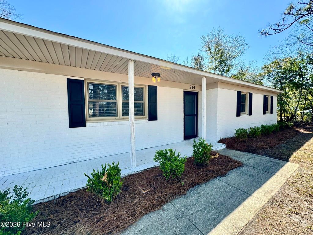 Photo of 214 Lancaster Road, Wilmington, NC 28409 (MLS # 100548301)