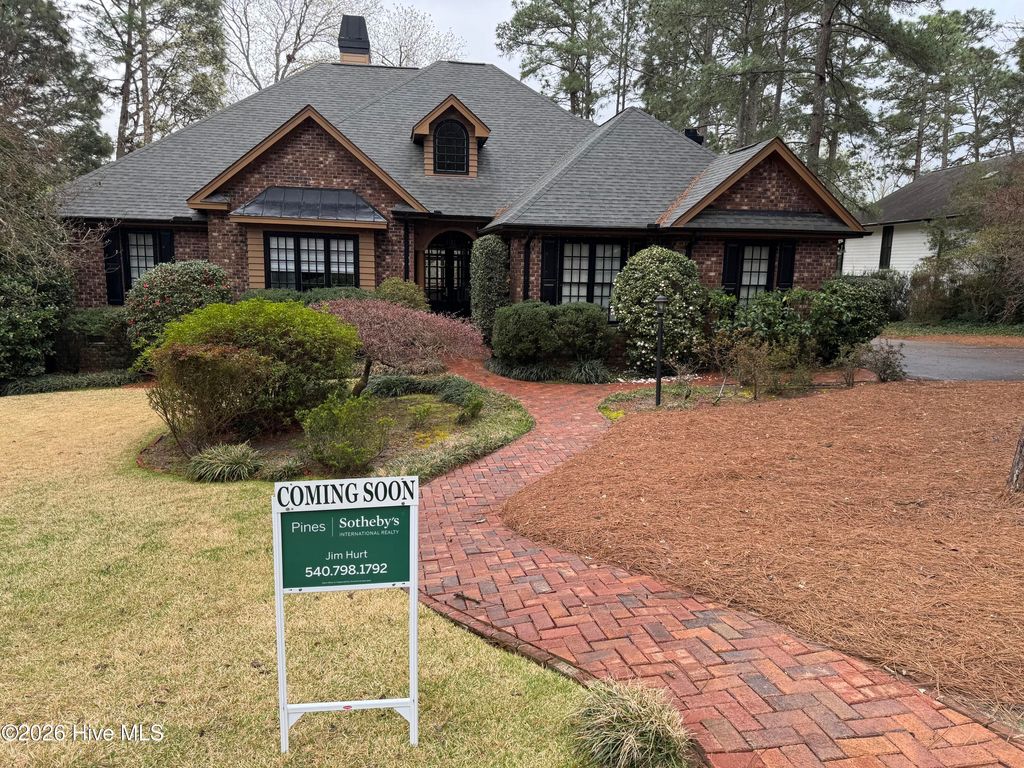 Photo of 24 Thunderbird Circle, Pinehurst, NC 28374 (MLS # 100560412)