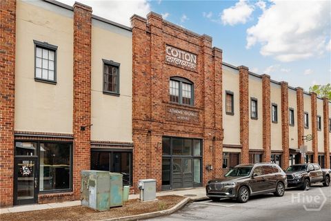 Photo of 269 N Hull Street #212, Athens, GA 30601 (MLS # CL348391)