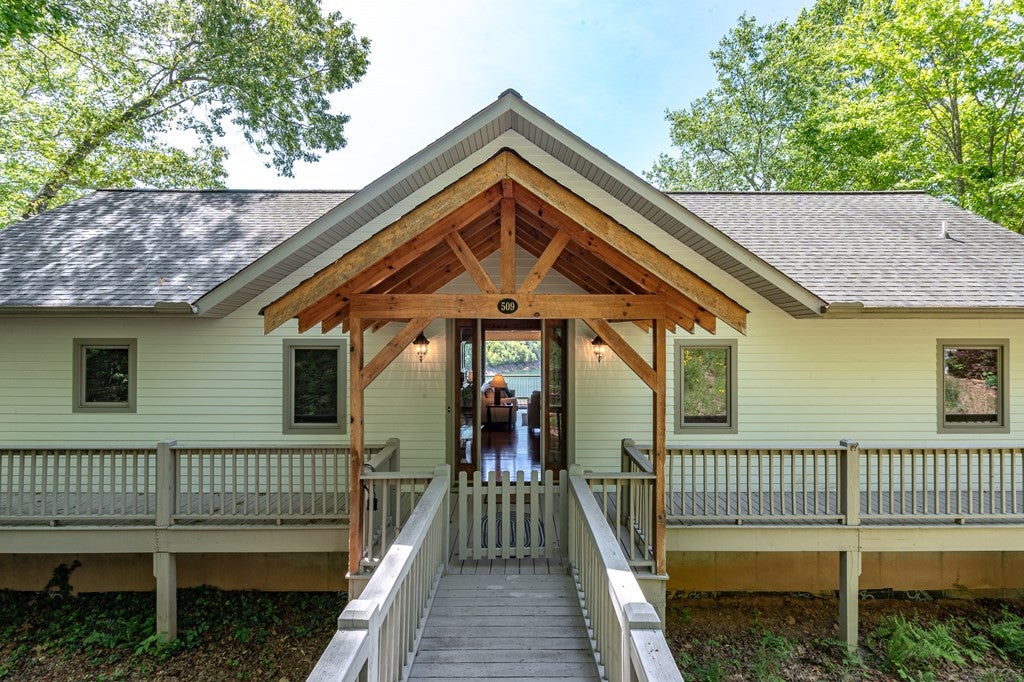 509 Lonesome Pine Road