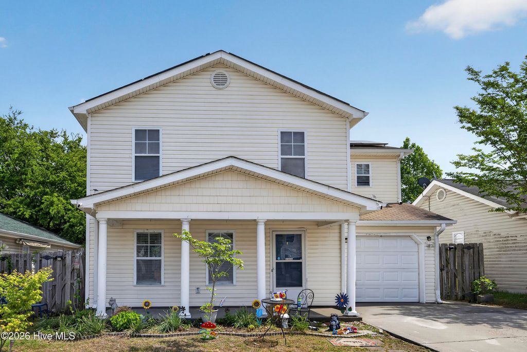 Photo of 2349 Jefferson Street, Wilmington, NC 28401 (MLS # 100567441)