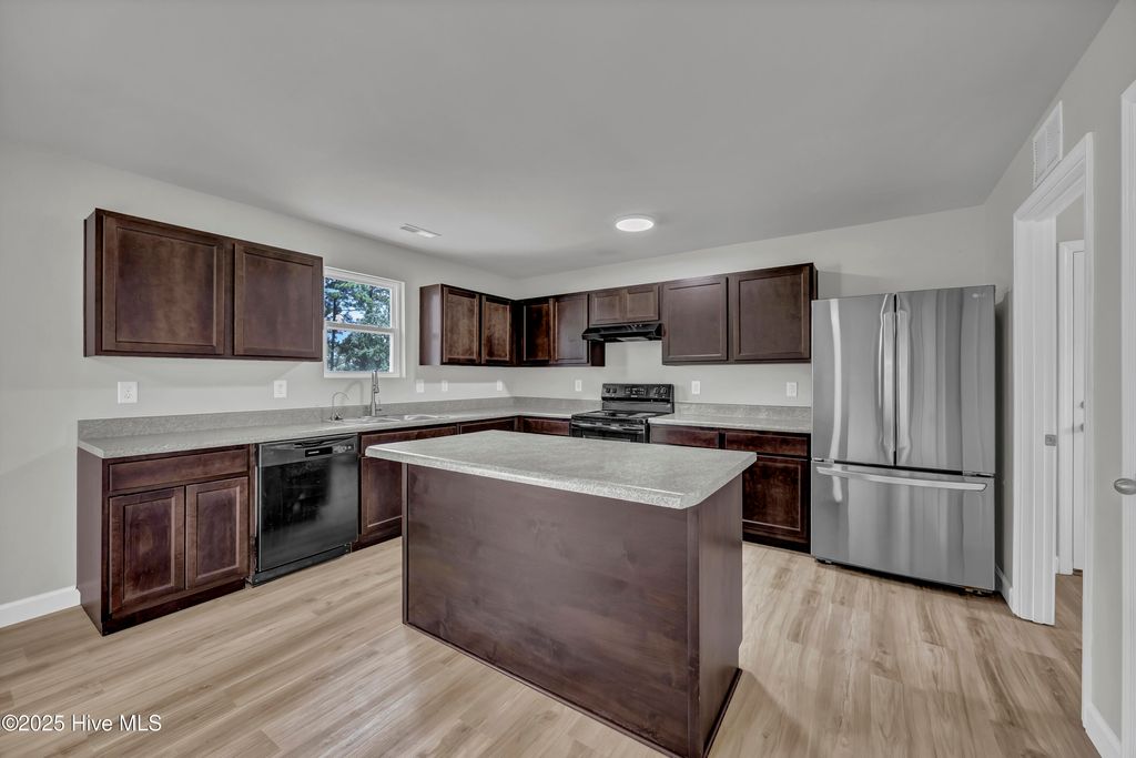 Photo of 891 Golf View Road, Southport, NC 28461 (MLS # 100518131)