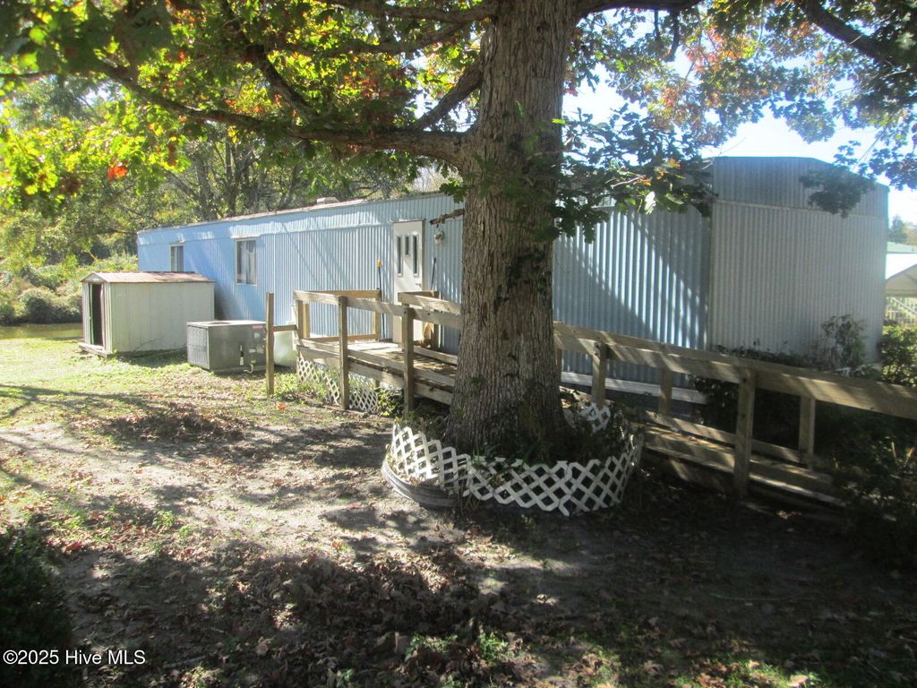 Photo of 2075 Gum Street SW, Supply, NC 28462 (MLS # 100538700)