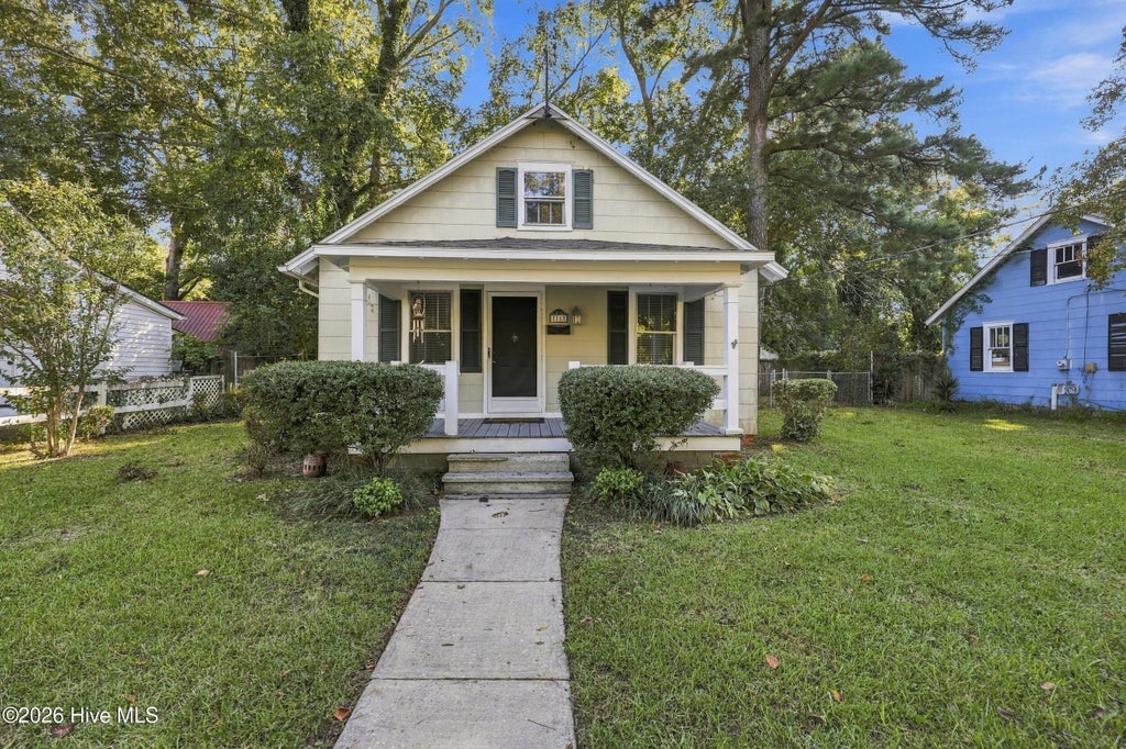 Photo of 1113 Carolina Avenue, Elizabeth City, NC 27909 (MLS # 100610472)