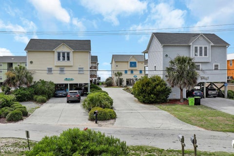 Tiny photo for 103 Sandpiper Lane, Surf City, NC 28445 (MLS # 100591478)