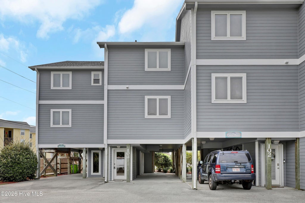Photo of 103 Sandpiper Lane, Surf City, NC 28445 (MLS # 100591478)