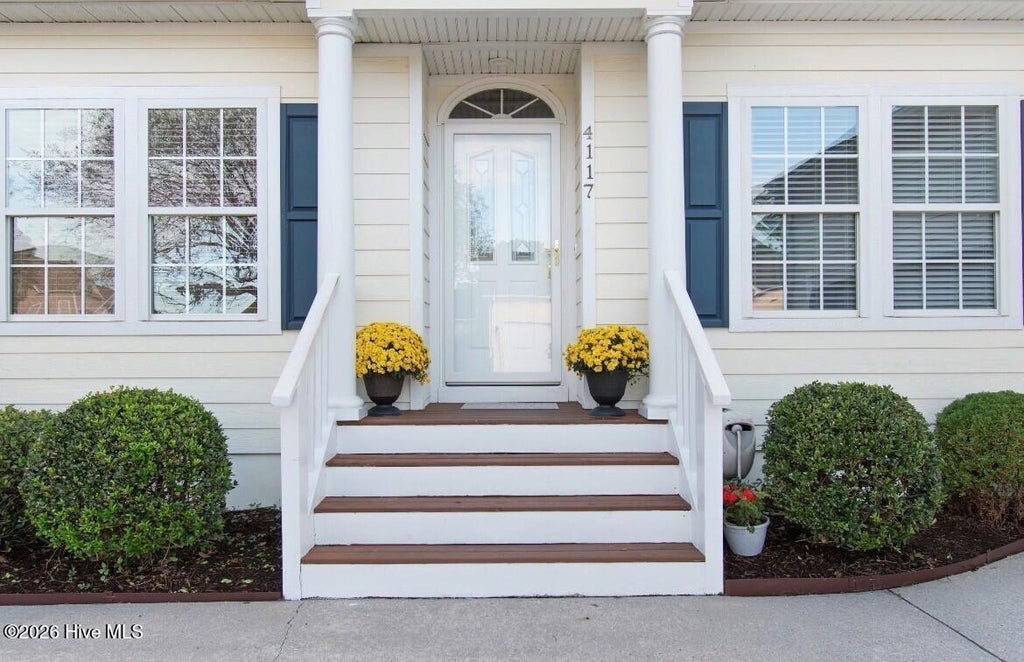 Photo of 4117 Bittern Court SE, Southport, NC 28461 (MLS # 100595112)