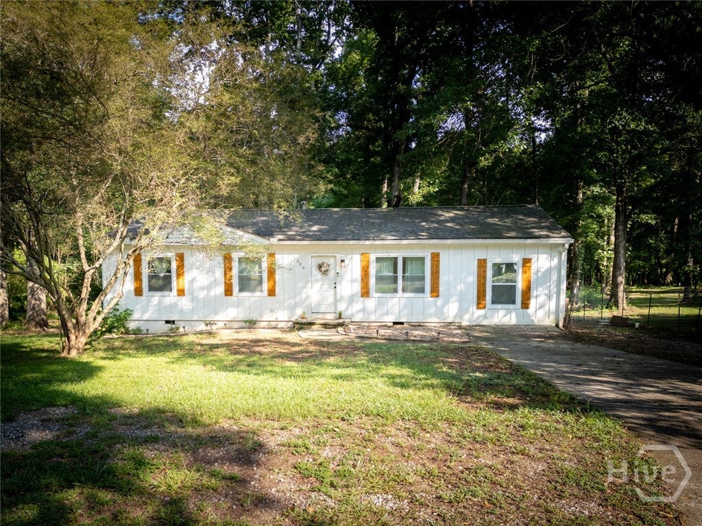 Photo of 329 Marlborough Downs Road, Athens, GA 30606 (MLS # CL361541)