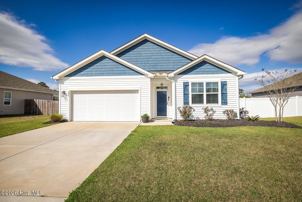 Photo of 825 Delta Court, Wilmington, NC 28401 (MLS # 100560328)