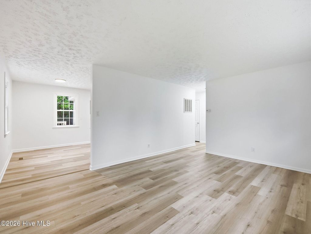Photo of 101 Cole Drive, Jacksonville, NC 28540 (MLS # 100572490)