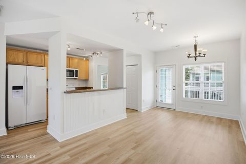 Tiny photo for 2308 Wrightsville Avenue #Apt 202, Wilmington, NC 28403 (MLS # 100578253)