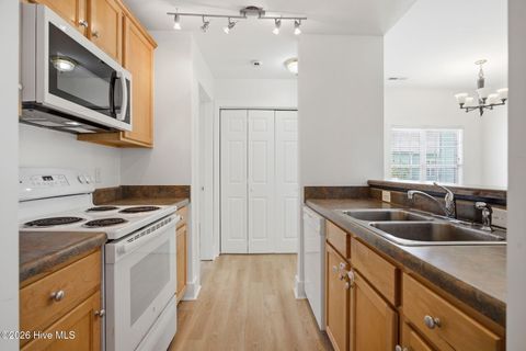 Tiny photo for 2308 Wrightsville Avenue #Apt 202, Wilmington, NC 28403 (MLS # 100578253)