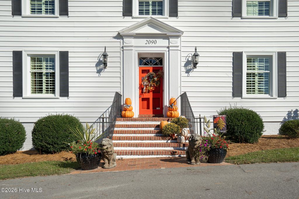 Photo of 2090 Eastern Avenue, Nashville, NC 27856 (MLS # 100576737)