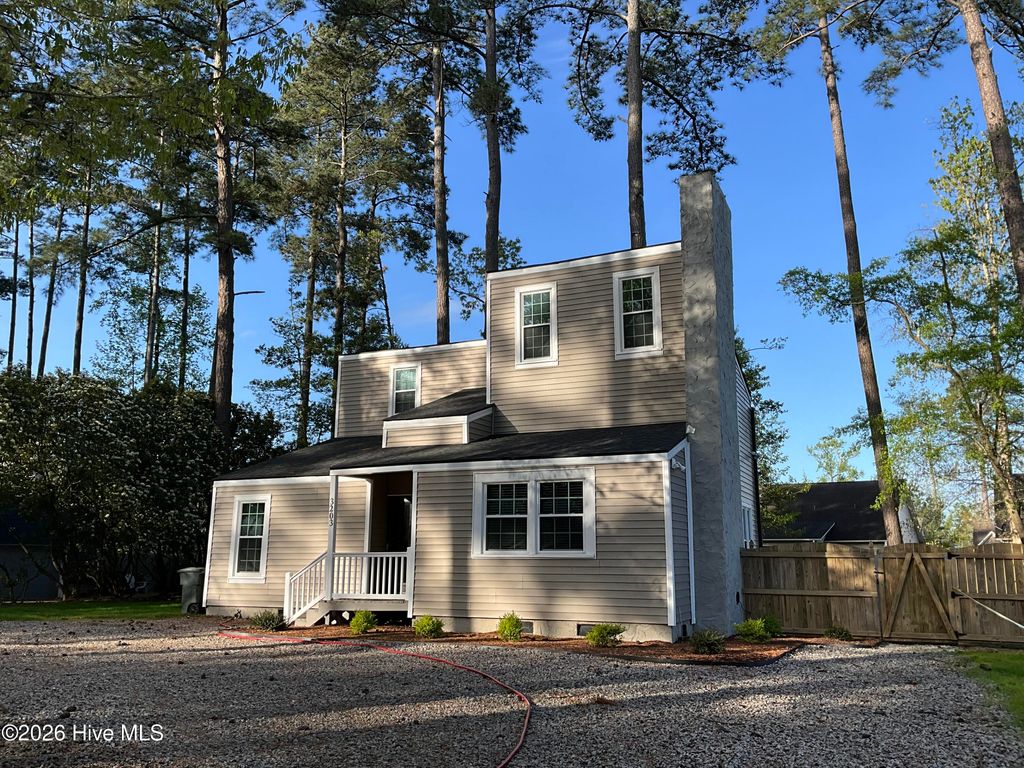Photo of 3203 Gordon Drive, Greenville, NC 27834 (MLS # 100566607)