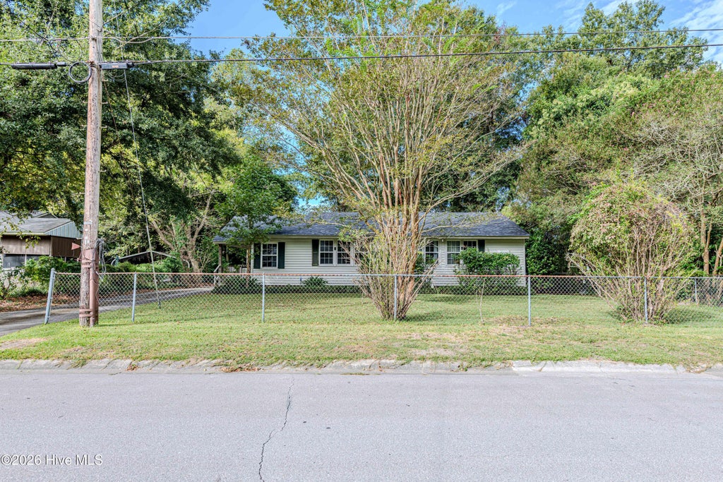 Photo of 519 Oak Lane, Jacksonville, NC 28540 (MLS # 100606136)