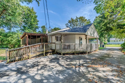 Tiny photo for 519 Oak Lane, Jacksonville, NC 28540 (MLS # 100606136)