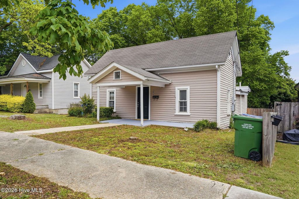 Photo of 204 W Hill Street, Benson, NC 27504 (MLS # 100571222)