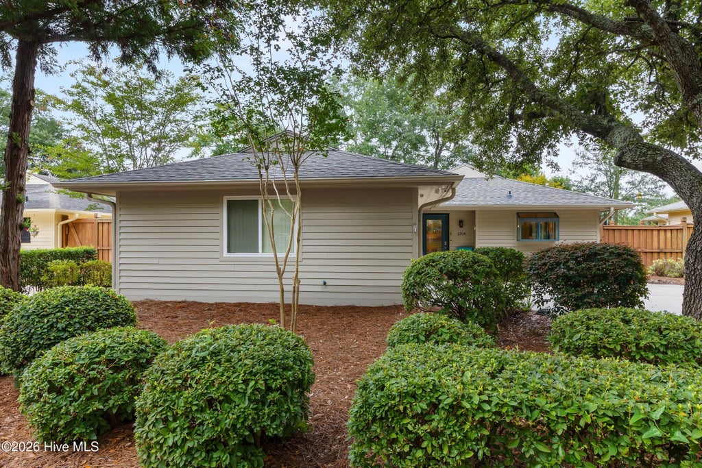 Photo of 1304 Two Mile Circle E, Wilmington, NC 28405 (MLS # 100606283)
