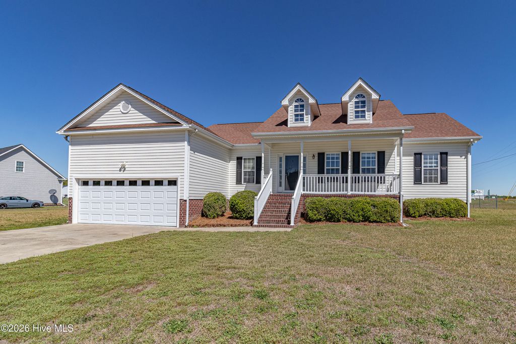 Photo of 100 Autumn Ridge Drive, Pikeville, NC 27863 (MLS # 100564347)