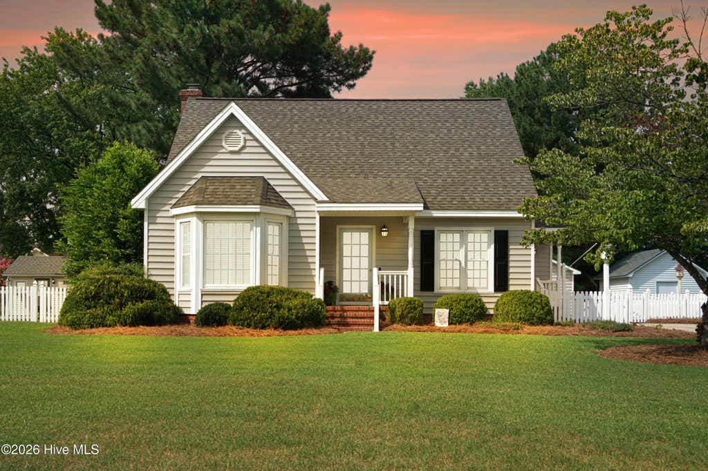 Photo of 708 Prestwick Drive, Nashville, NC 27856 (MLS # 100593863)