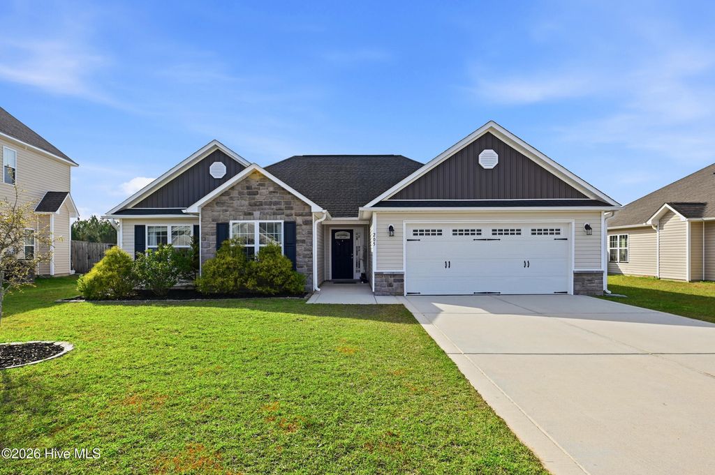 Photo of 205 Messenger Court, Jacksonville, NC 28546 (MLS # 100567654)