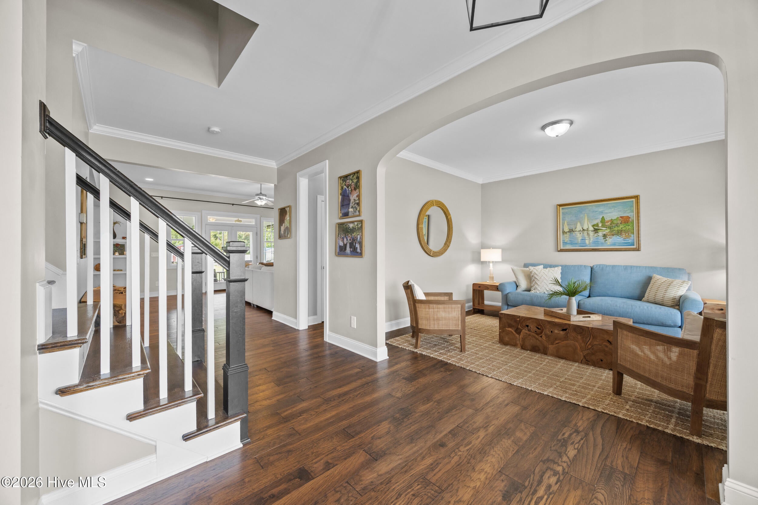 110 E Conolly Court