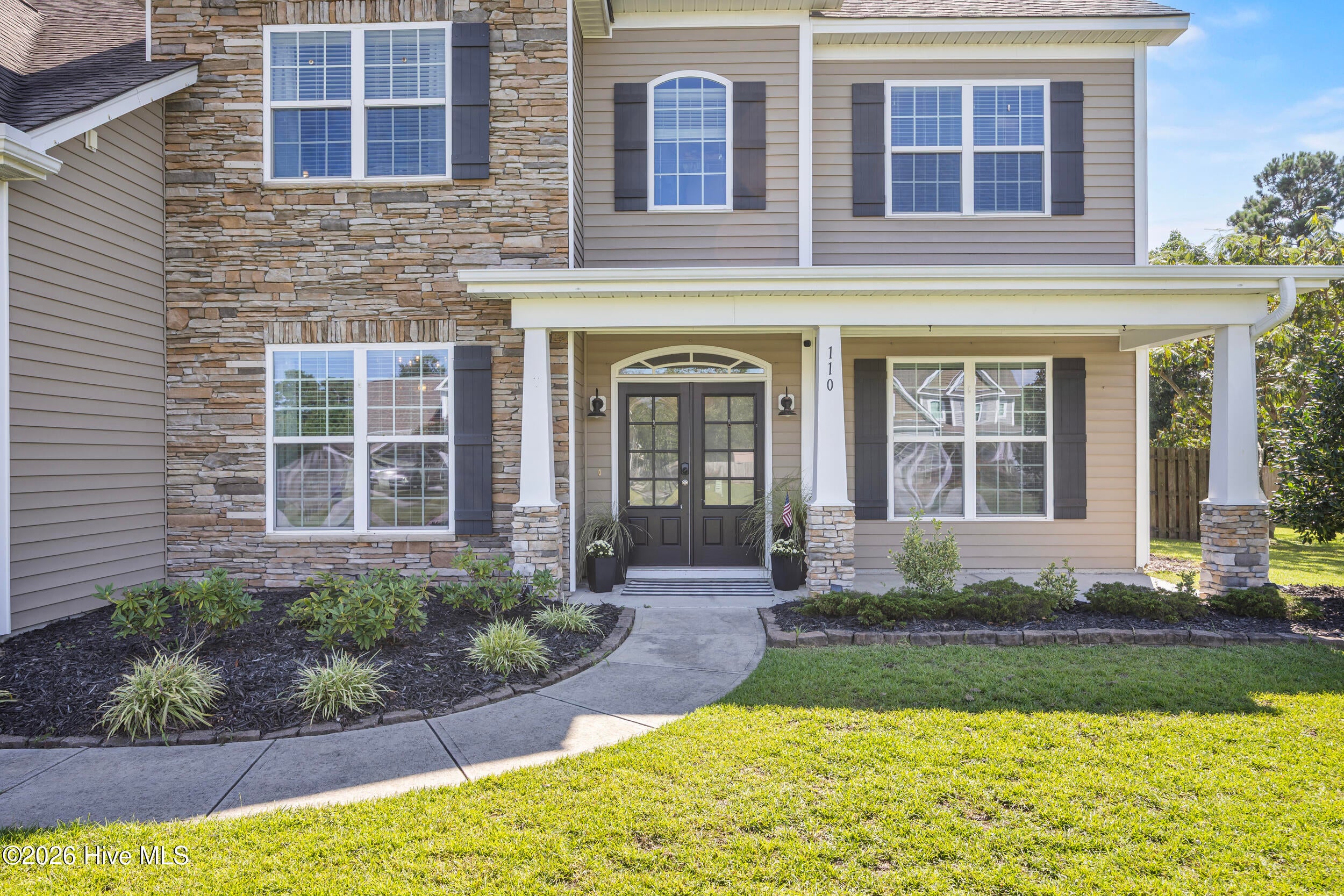 110 E Conolly Court