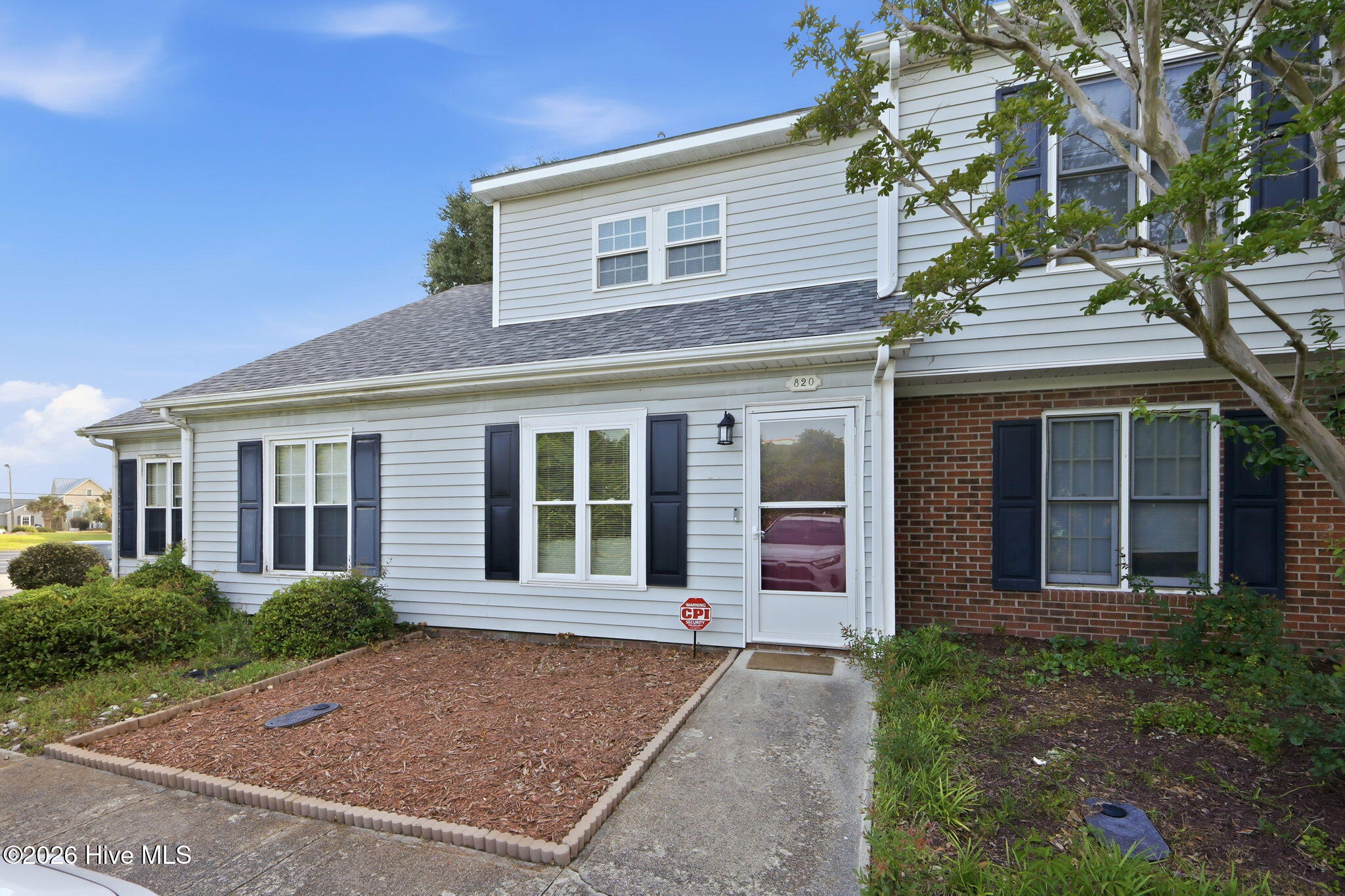 3200 Crystal Oaks Lane 820
