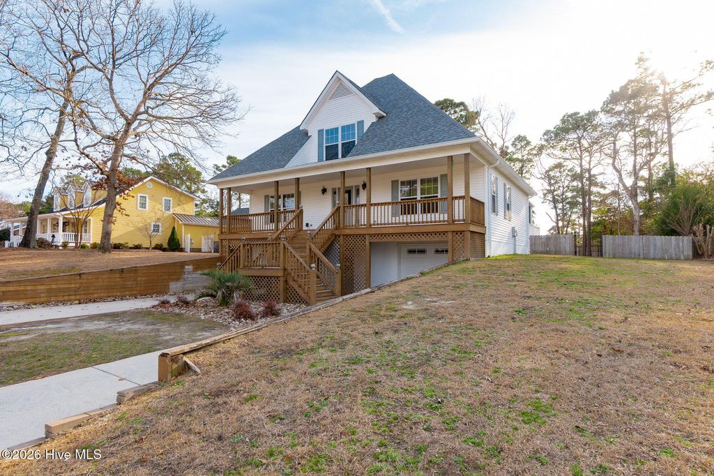 Photo of 917 W Haven Boulevard, Morehead City, NC 28557 (MLS # 100549017)