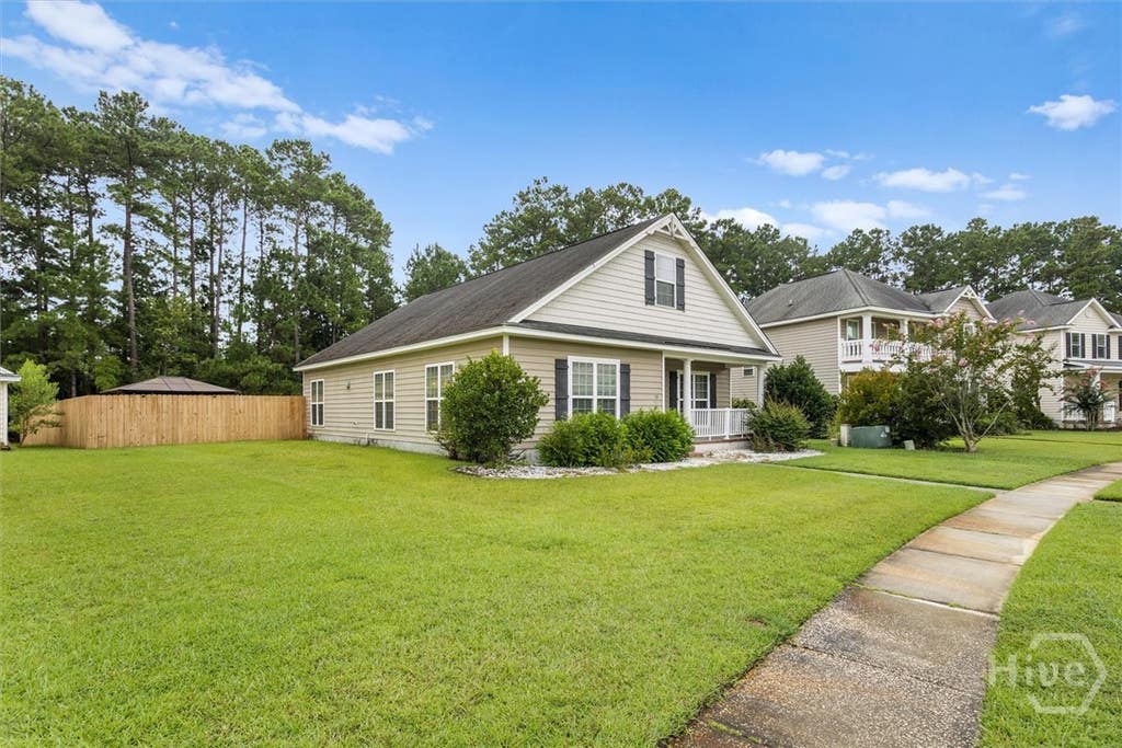 Photo of 10 Arbors Circle, Pooler, GA 31322 (MLS # SA362067)