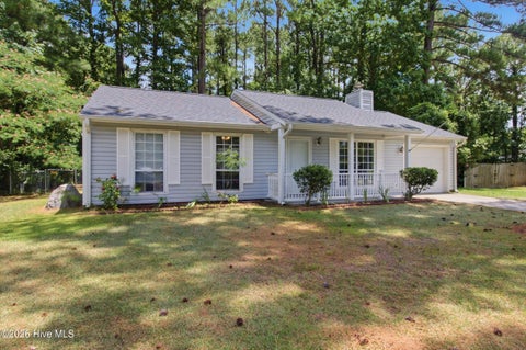 Homes For Sale - 204 Rockledge Court<br/> Onslow County, Jacksonville, NC 28546