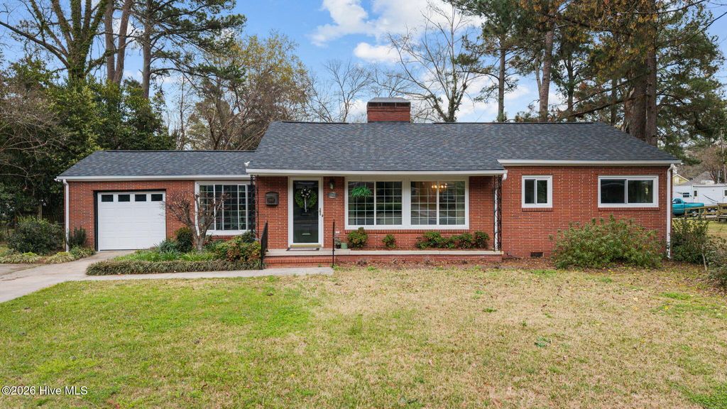 Photo of 1303 West Road, Kinston, NC 28501 (MLS # 100560063)