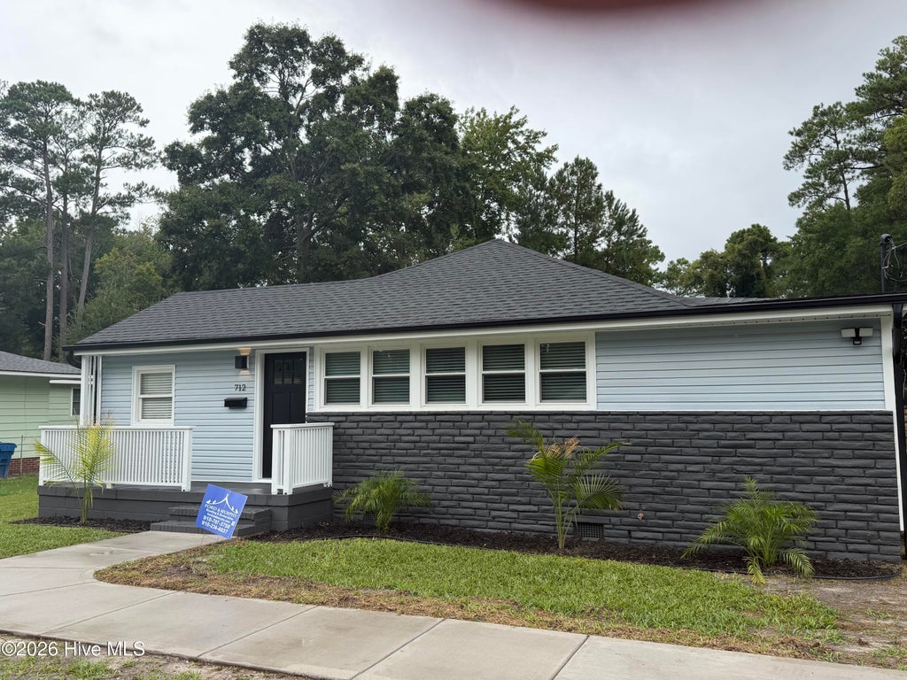 Photo of 712 Rosemont Avenue, Wilmington, NC 28403 (MLS # 100599647)