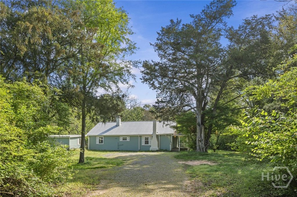 Photo of 841 Crooked Creek Road Rd, Athens, GA 30607 (MLS # CL352798)