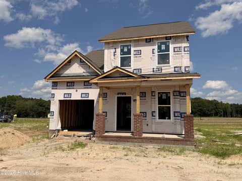 Homes For Sale - 28 W Coulter Court<br/> Selma, NC 27576