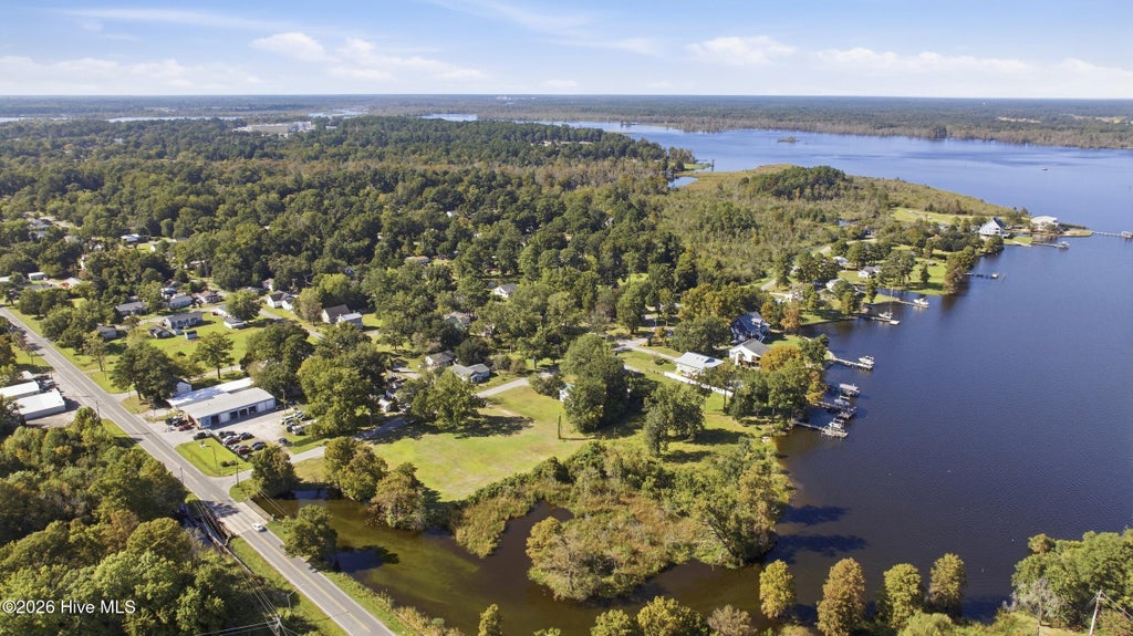 Photo of 109 Beech Street, New Bern, NC 28560 (MLS # 100604250)