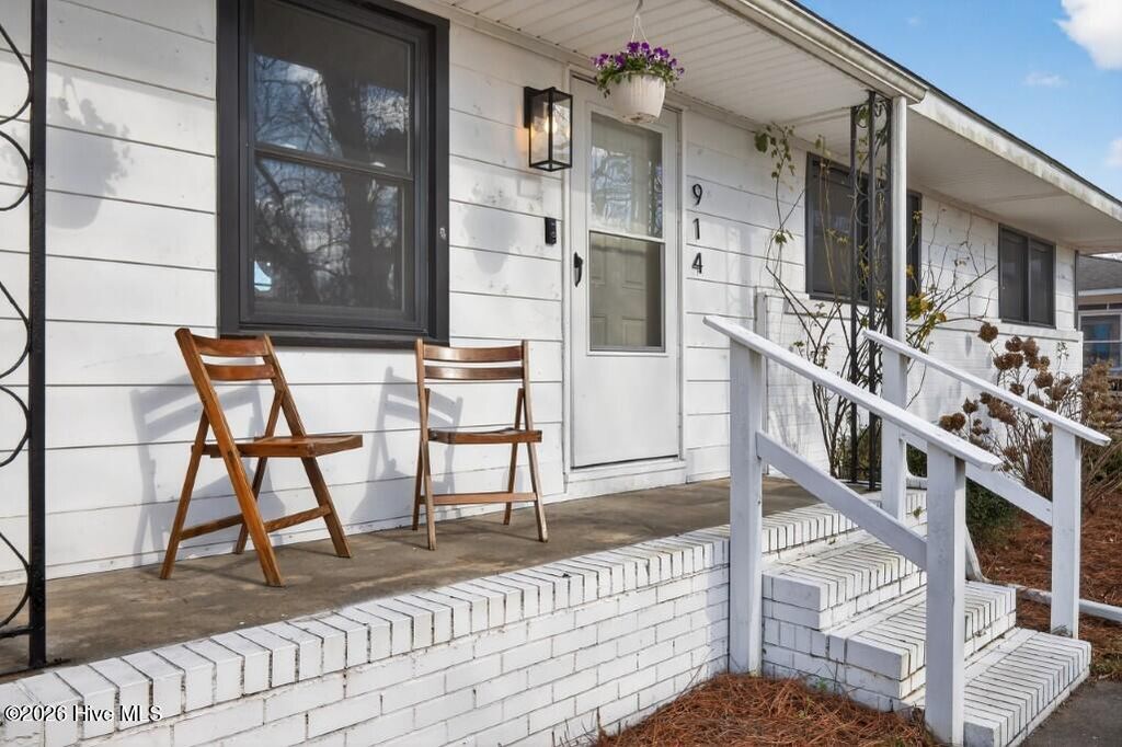 Photo of 914 Greenfield Heights Boulevard, Havelock, NC 28532 (MLS # 100556635)