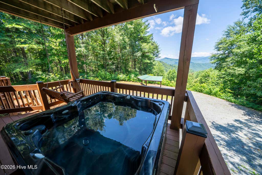 Photo of 135 Eagles Nest Road, Fontana Dam, NC 28733 (MLS # 100594757)